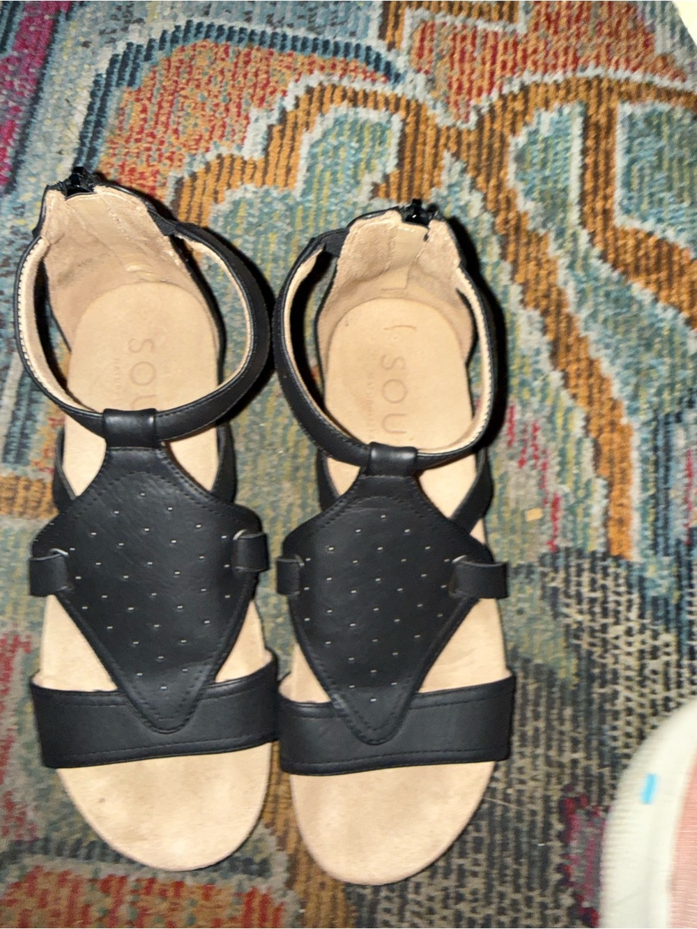 SOUL Naturalizer Black Studded Sandals Size 8.5 never worn